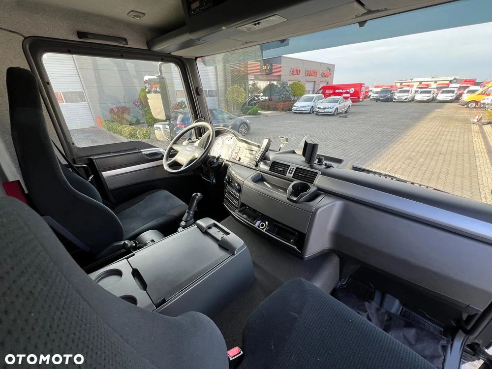 MAN TGL 12.250 KONTENER+WINDA 1500 kg - 20