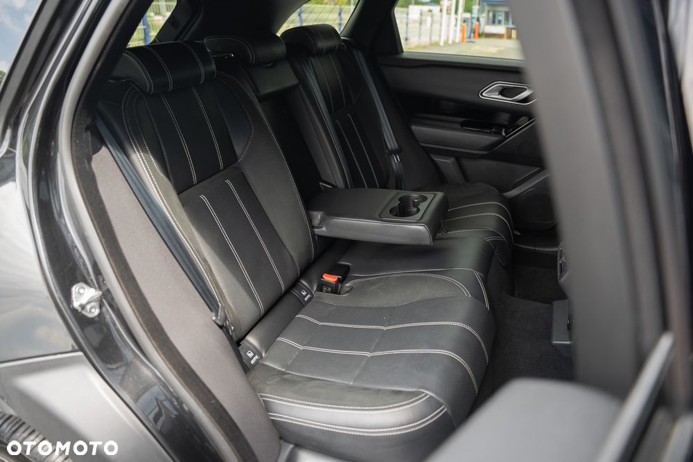 Land Rover Range Rover Velar 2.0d R-Dynamic S - 36