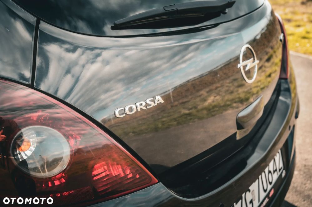 Opel Corsa 1.4 16V Sport - 20