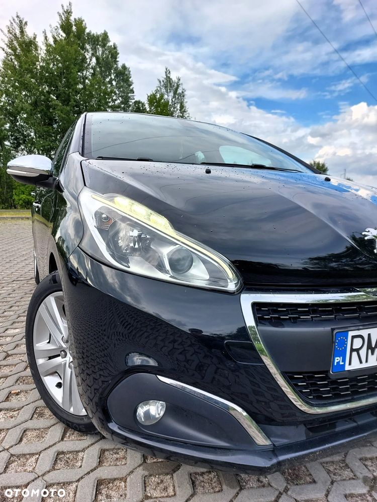 Peugeot 208 PureTech 82 Allure - 1