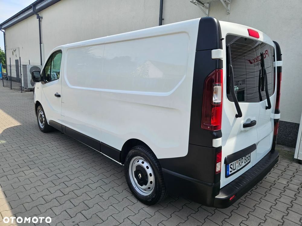 Renault Trafic - 12