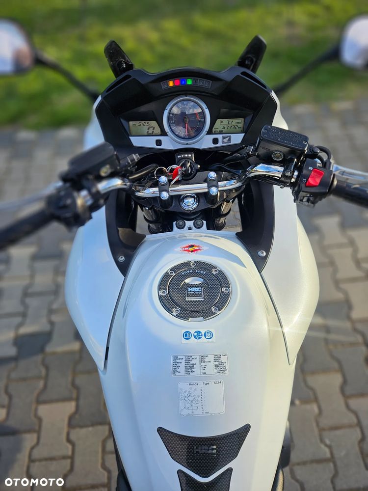 Honda CBF - 8