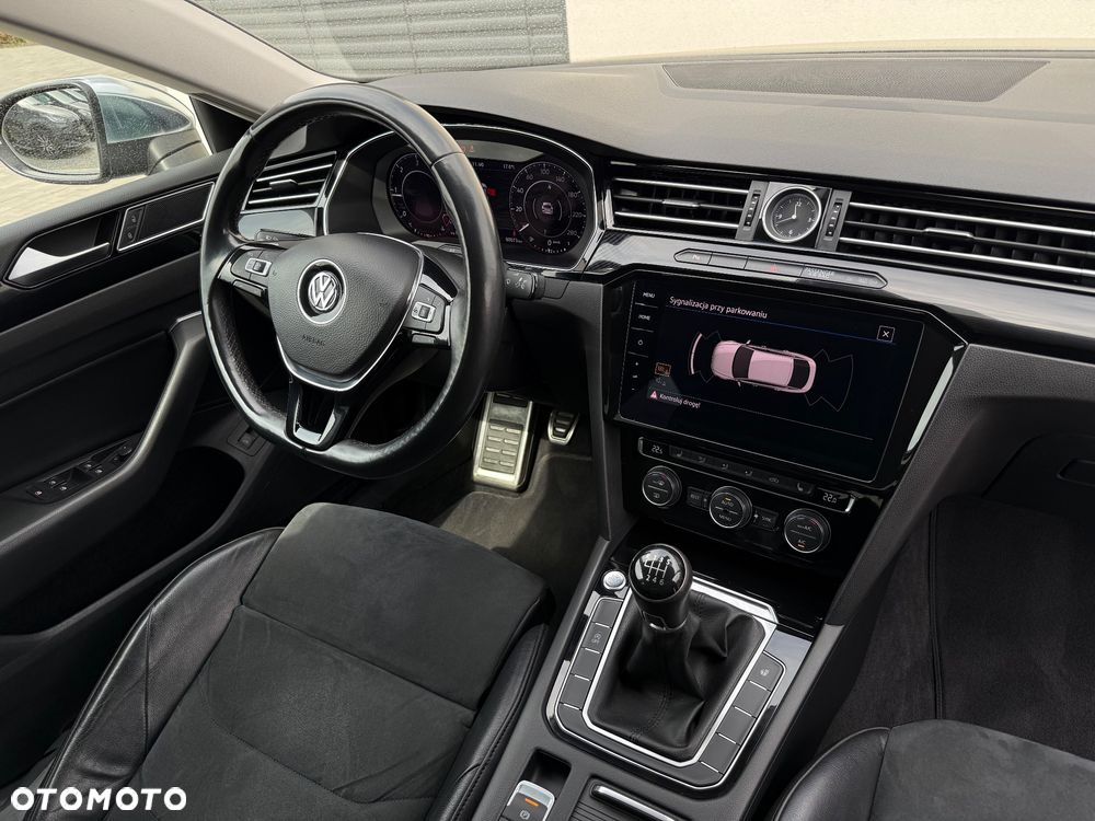 Volkswagen Arteon 2.0 TDI SCR Elegance - 29