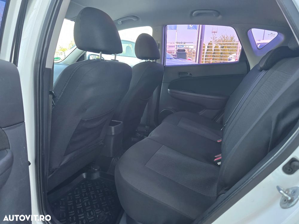 HYUNDAI i30 2011 — imagine 14