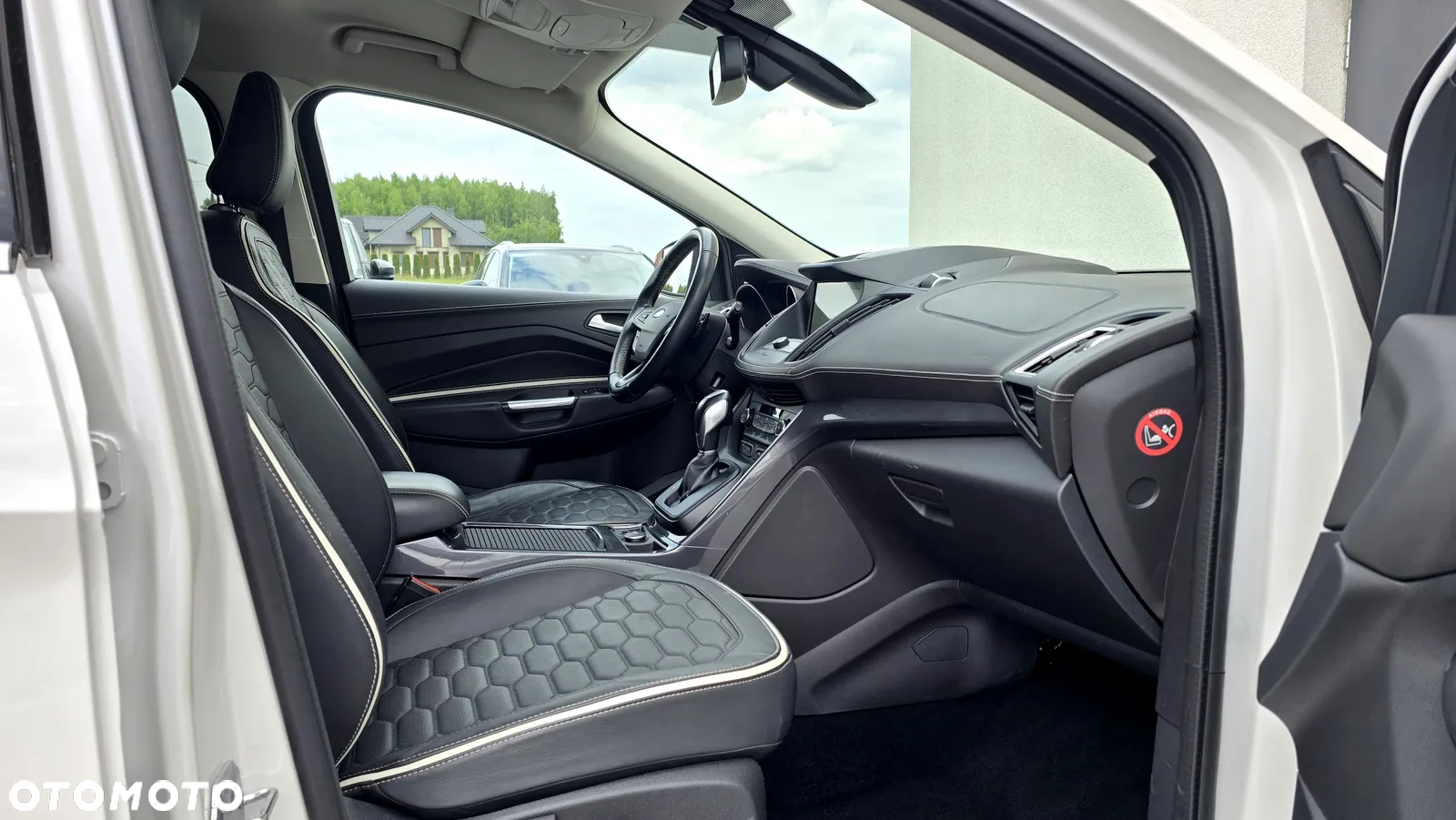 Ford Kuga Vignale 2.0 TDCi AWD - 25