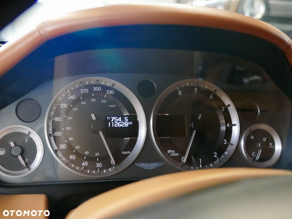 Aston Martin Rapide Luxe Touchtronic II - 18