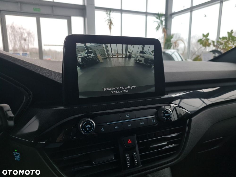 Ford Kuga - 28