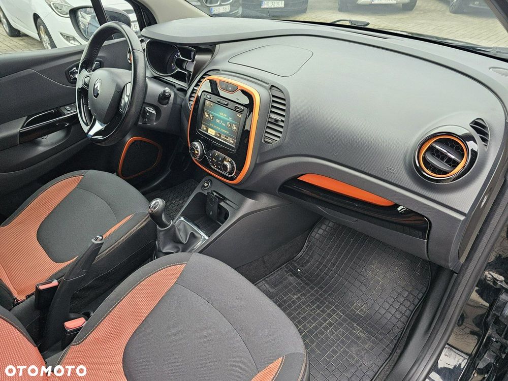 Renault Captur 0.9 Energy TCe Helly Hansen - 29