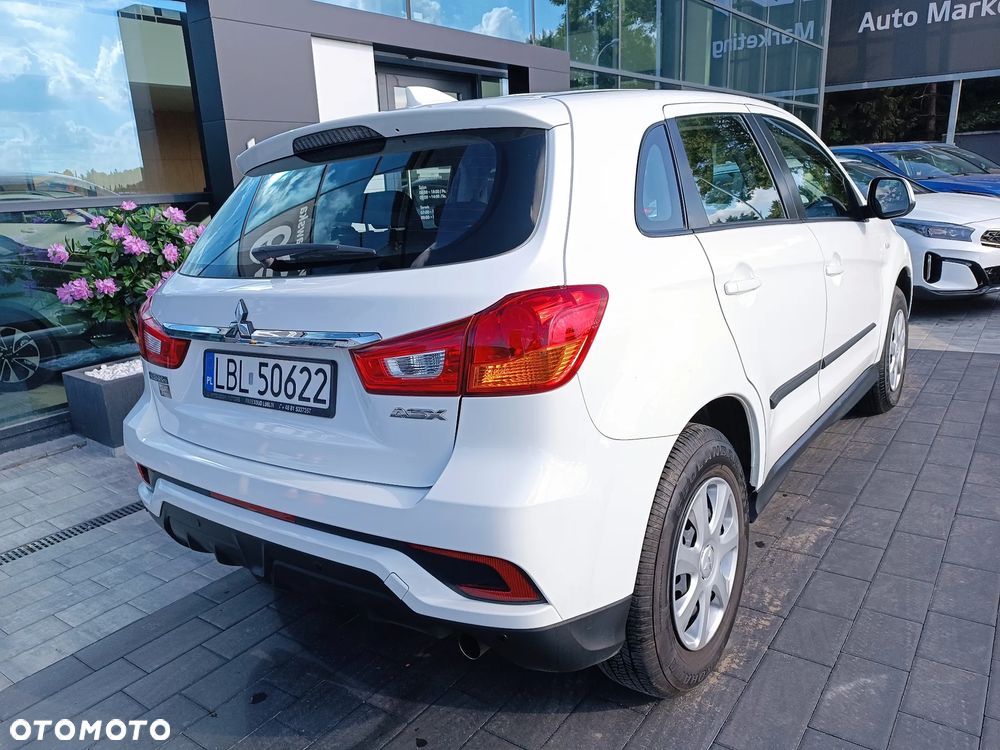 Mitsubishi ASX - 8