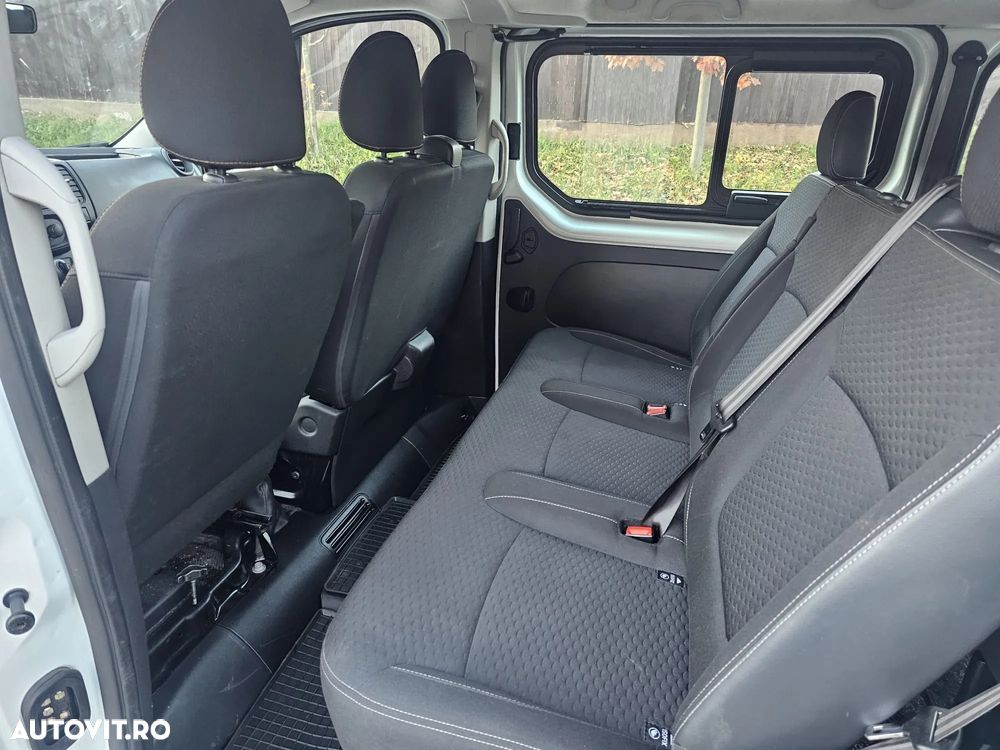 Renault Trafic ENERGY dCi 125 Grand Combi Expression - 11