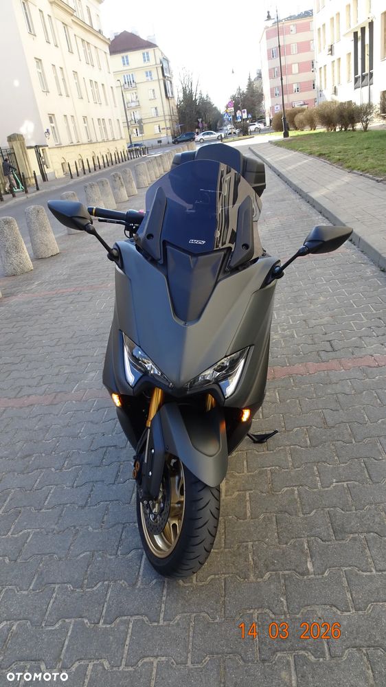 Yamaha Tmax - 27