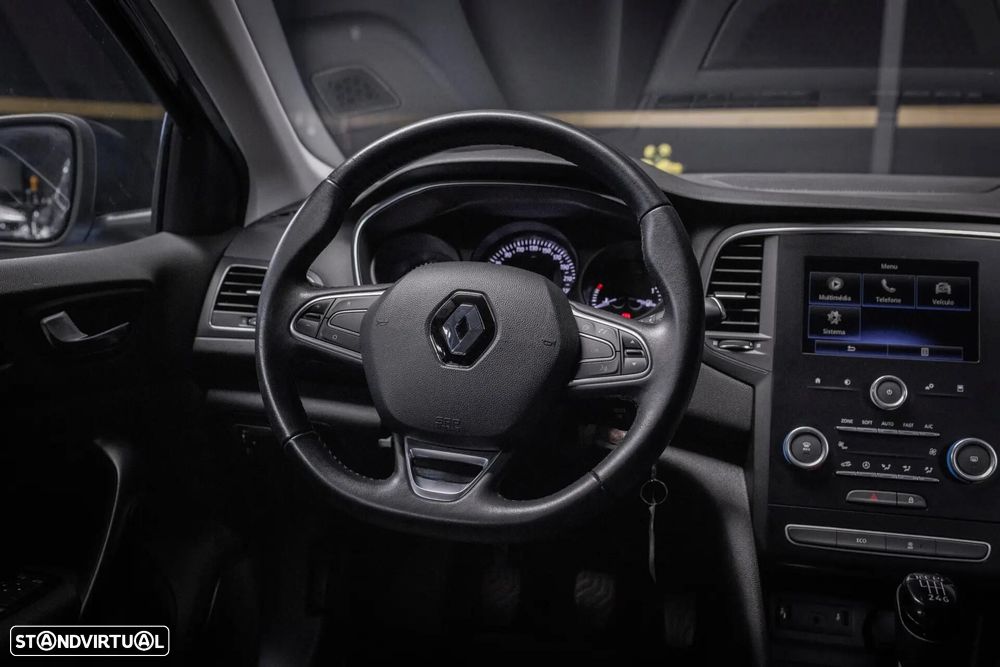 Renault Mégane Sport Tourer - 15