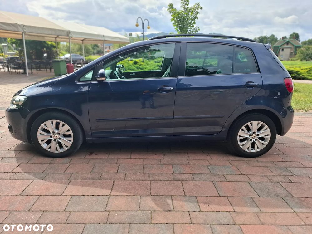 Volkswagen Golf Plus 1.6 TDI Comfortline - 3