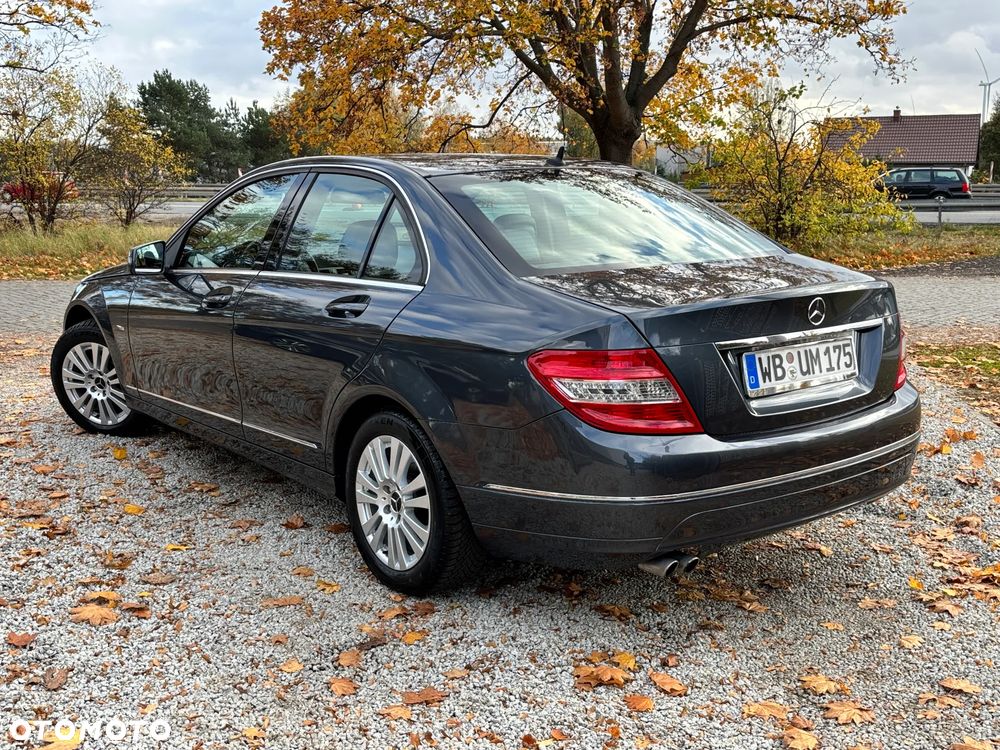 Mercedes-Benz C-Class 2008 photo 3