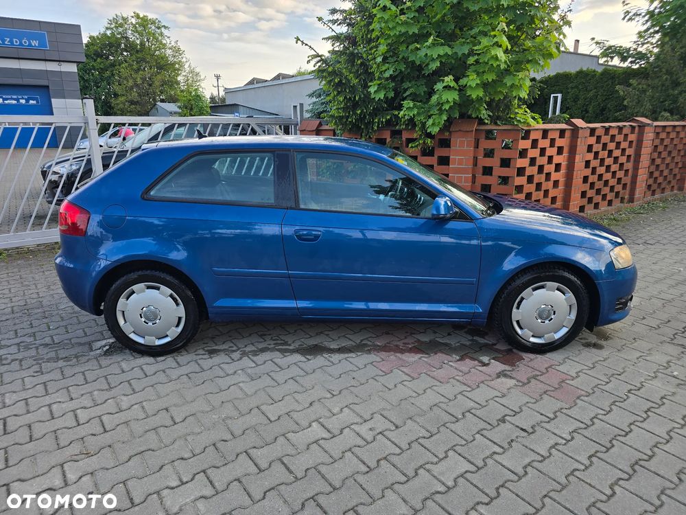 Audi A3 3-drzwiowe 2.0 TDI Attraction - 6