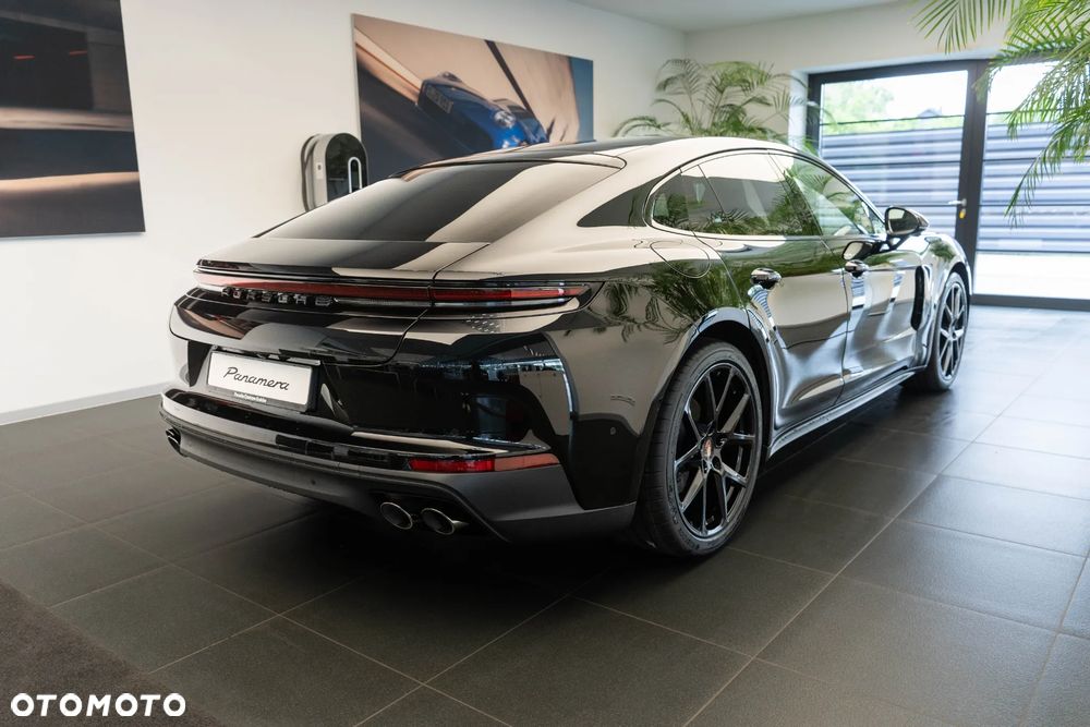 Porsche Panamera 4 - 9