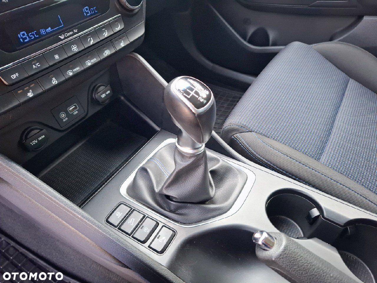 Hyundai Tucson 1.6 GDI BlueDrive Comfort 2WD - 14