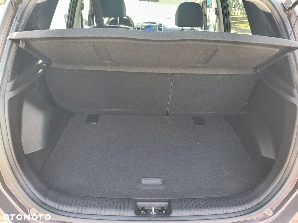 Hyundai ix20 - 13