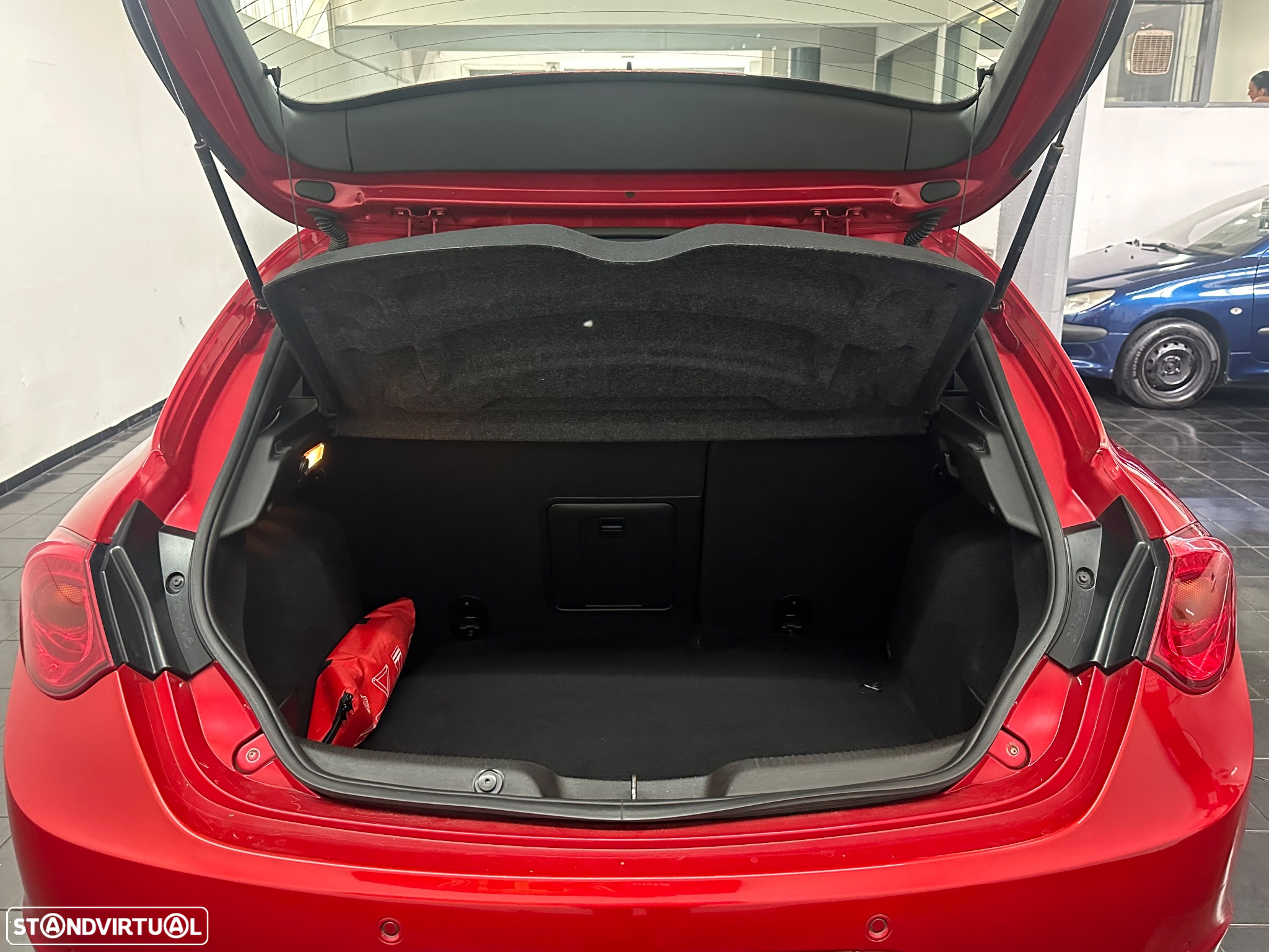 Alfa Romeo Giulietta 1.6 JTDM 16V Sport - 8