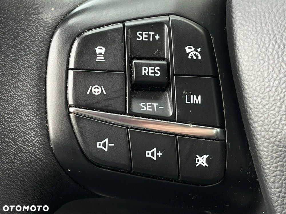 Ford Focus 1.5 EcoBlue Start-Stopp-System COOL&CONNECT - 21