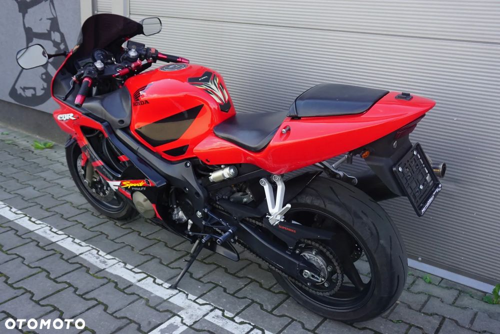 Honda CBR - 18