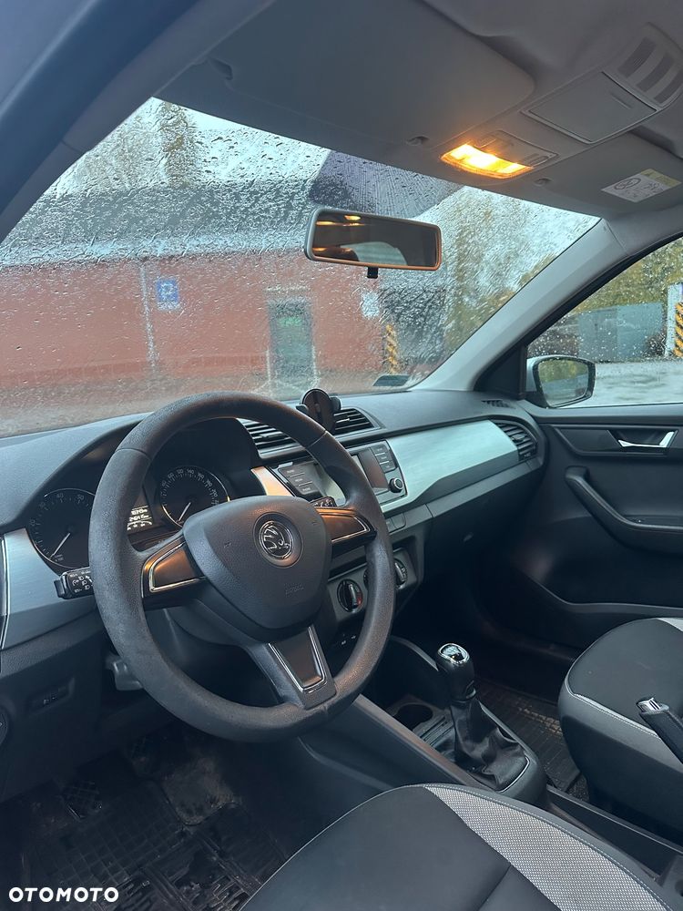Skoda Fabia - 9