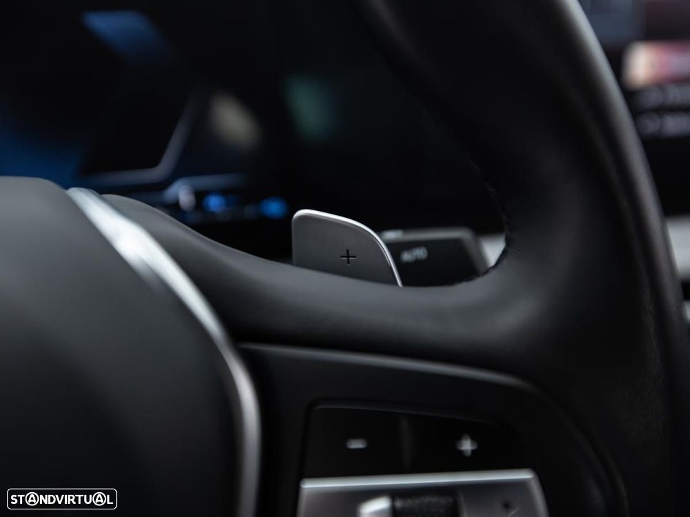 BMW 320 e Auto - 21