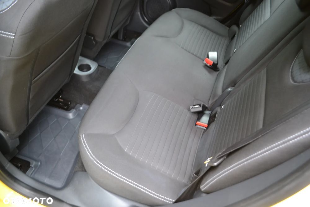 Renault Clio - 21