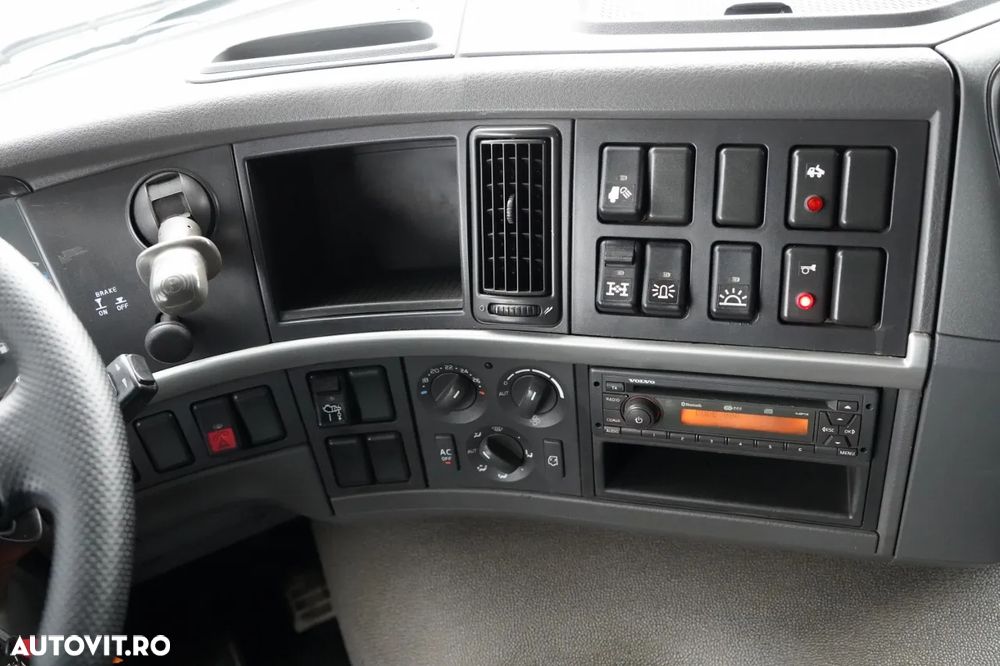 Volvo FMX 420 / 8X4 / BASCULATOR CU 2 LATE / HYDRODOLTA / HYDRODOLTAPA / BODRMATIC / MEILLER KIPPER / I-SHIFT / EURO 5 - 37