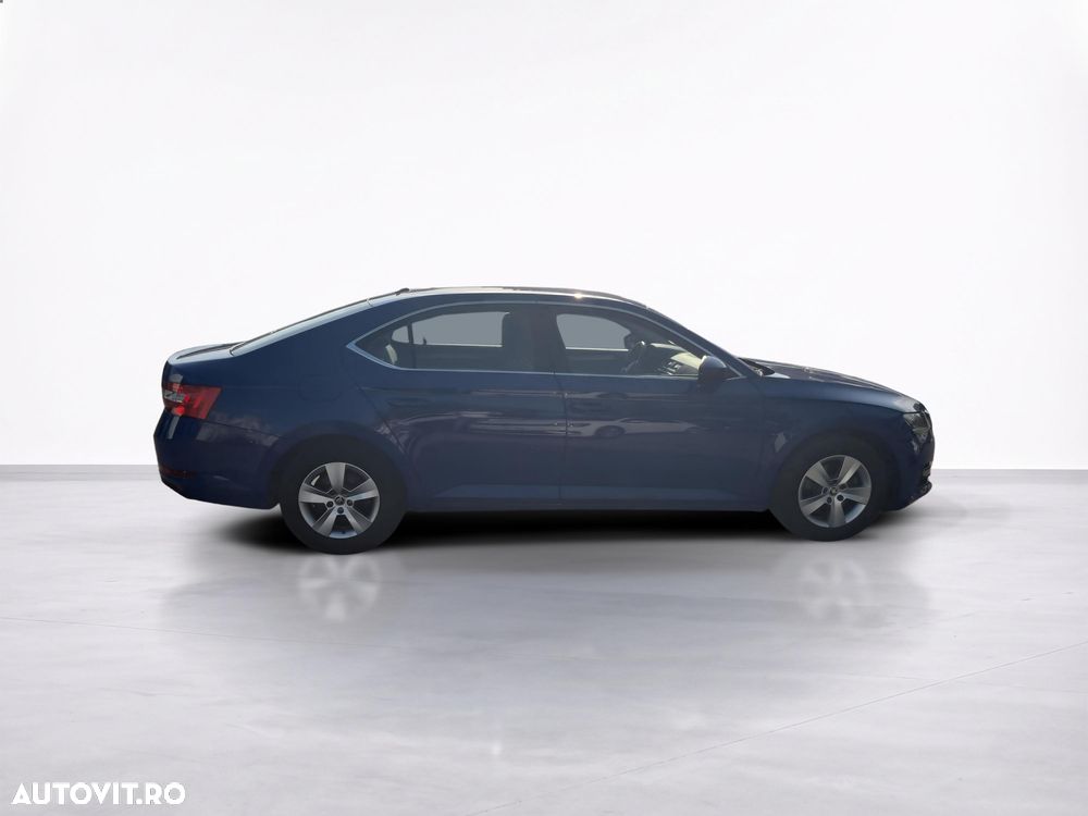 Skoda Superb 1.5 TSI DSG Ambition - 7