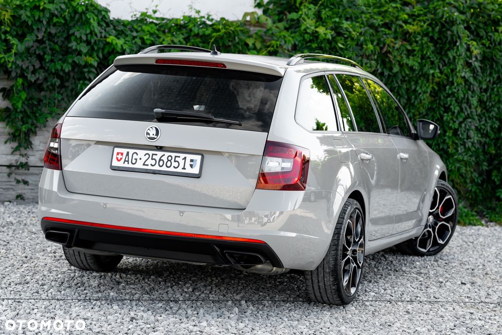 Skoda Octavia 2.0 TSI RS - 3