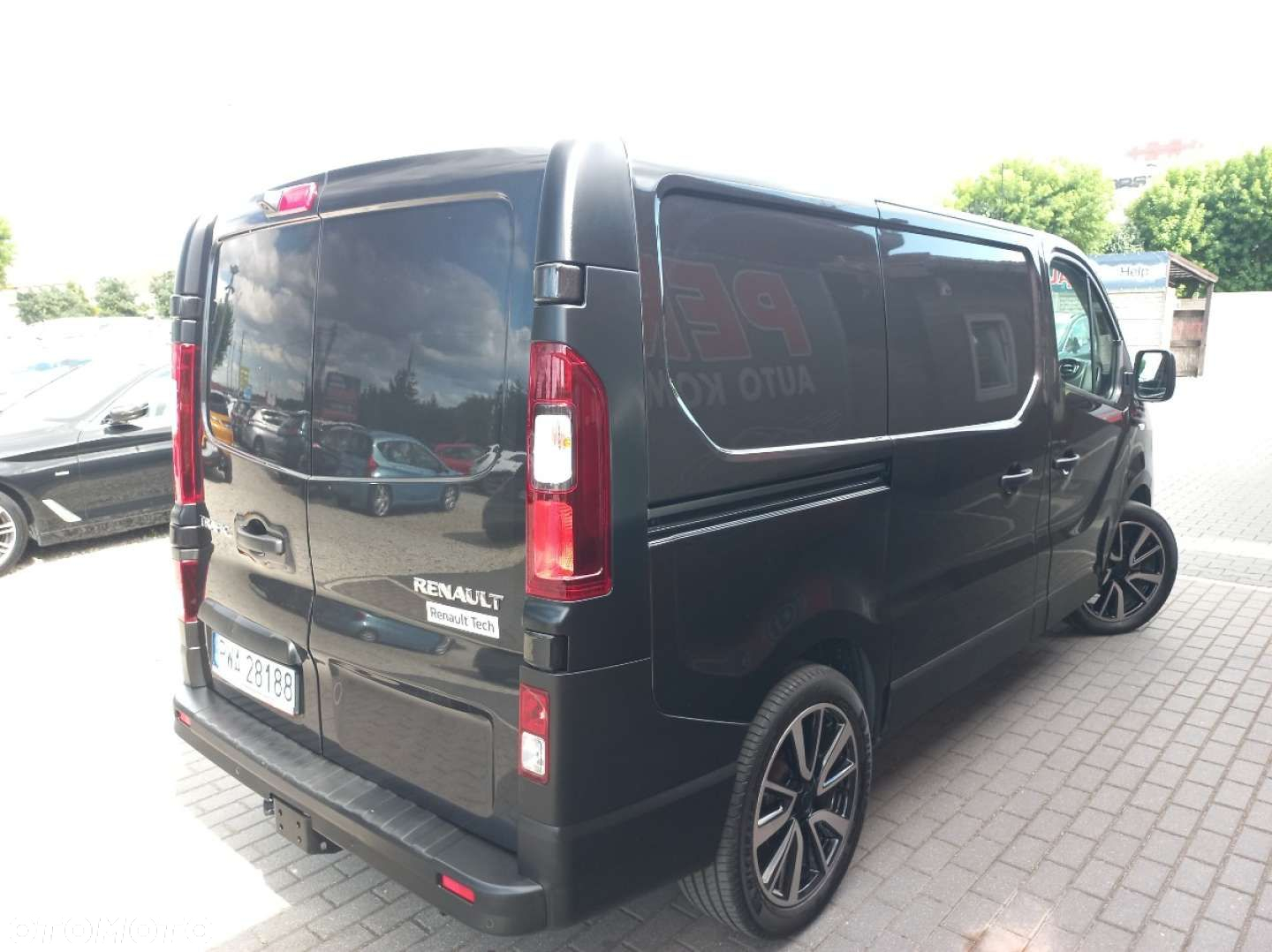 Renault TRAFIC - 8