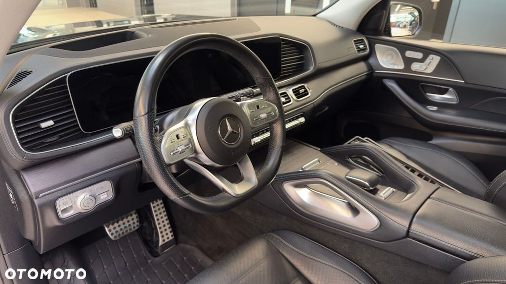 Mercedes-Benz GLS - 19