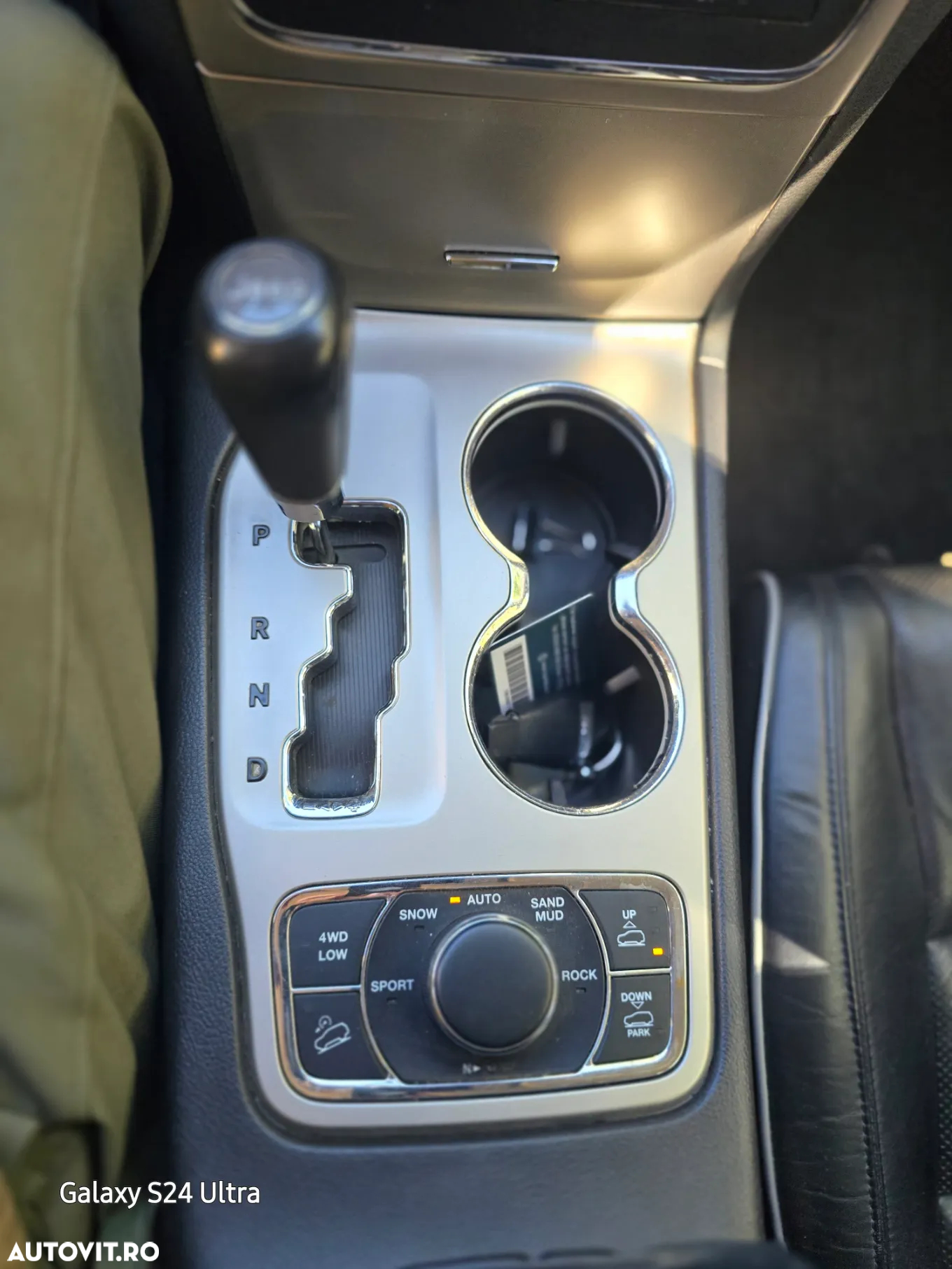 Jeep Grand Cherokee - 13
