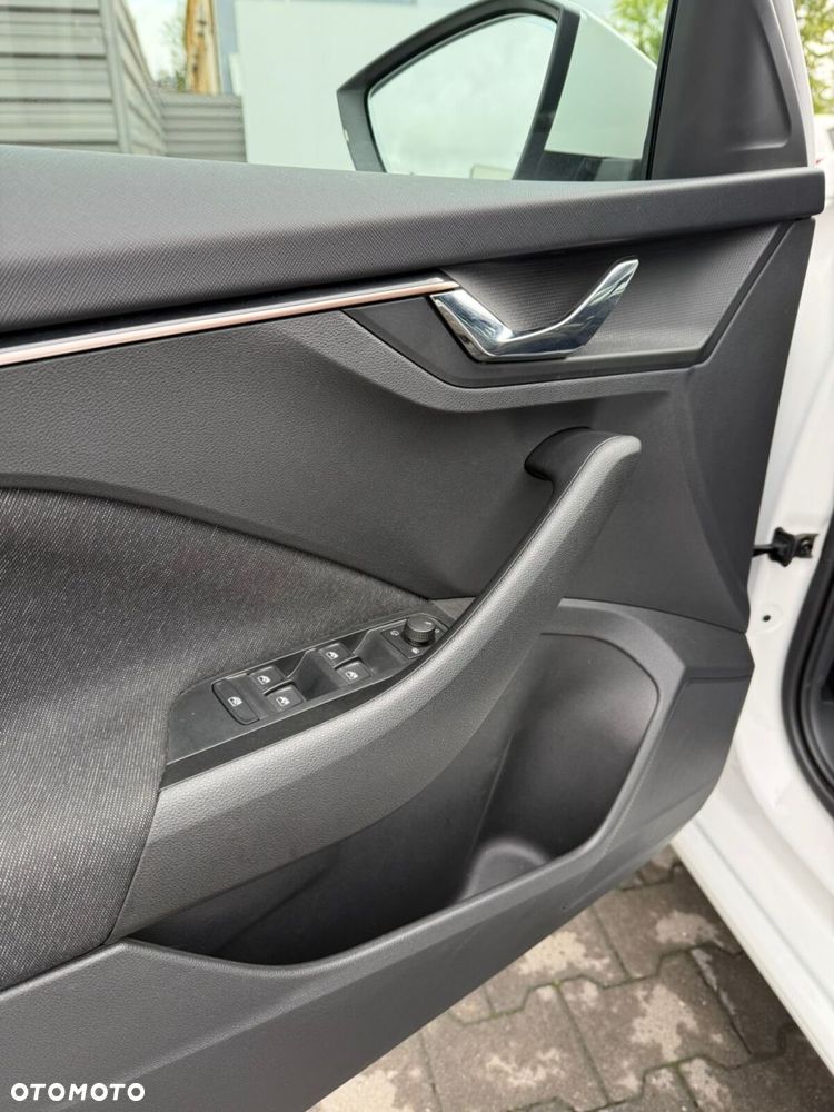 Skoda Scala 1.5 TSI Selection DSG - 12