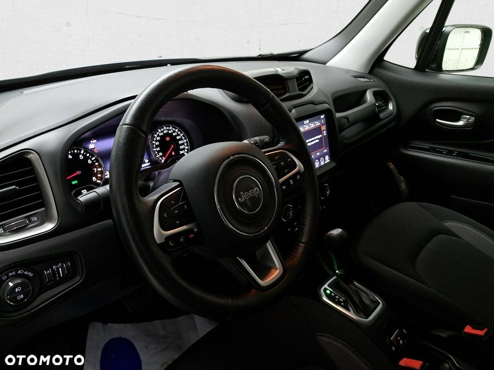 Jeep Renegade - 11
