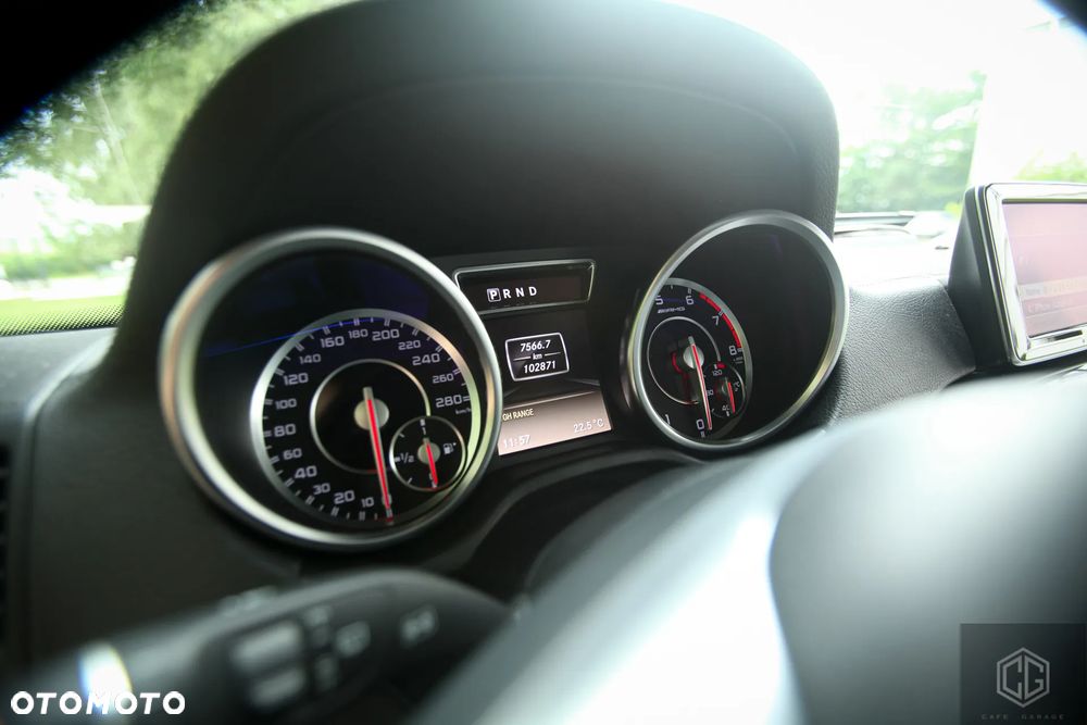 Mercedes-Benz Klasa G 63 AMG L - 21