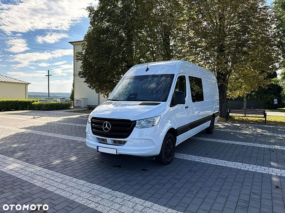 Mercedes-Benz Sprinter - 2