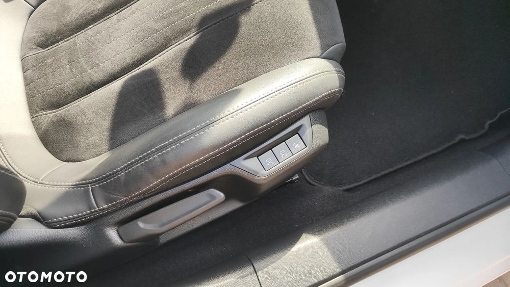 Peugeot 308 BlueHDi 120 EAT6 Stop & Start Allure - 23