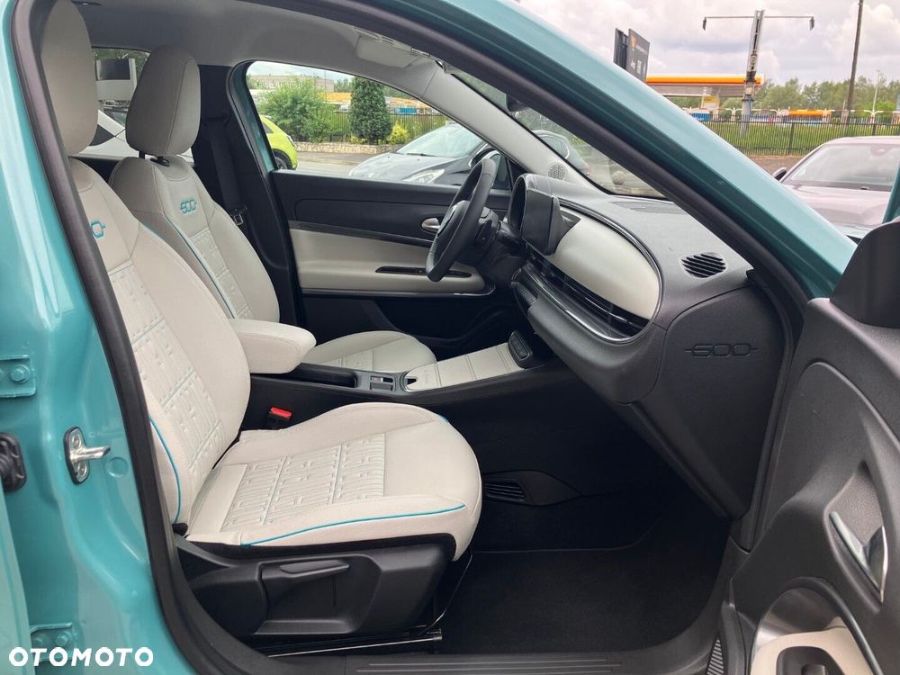 Fiat 600 1.2 Turbo La Prima eDCT - 21