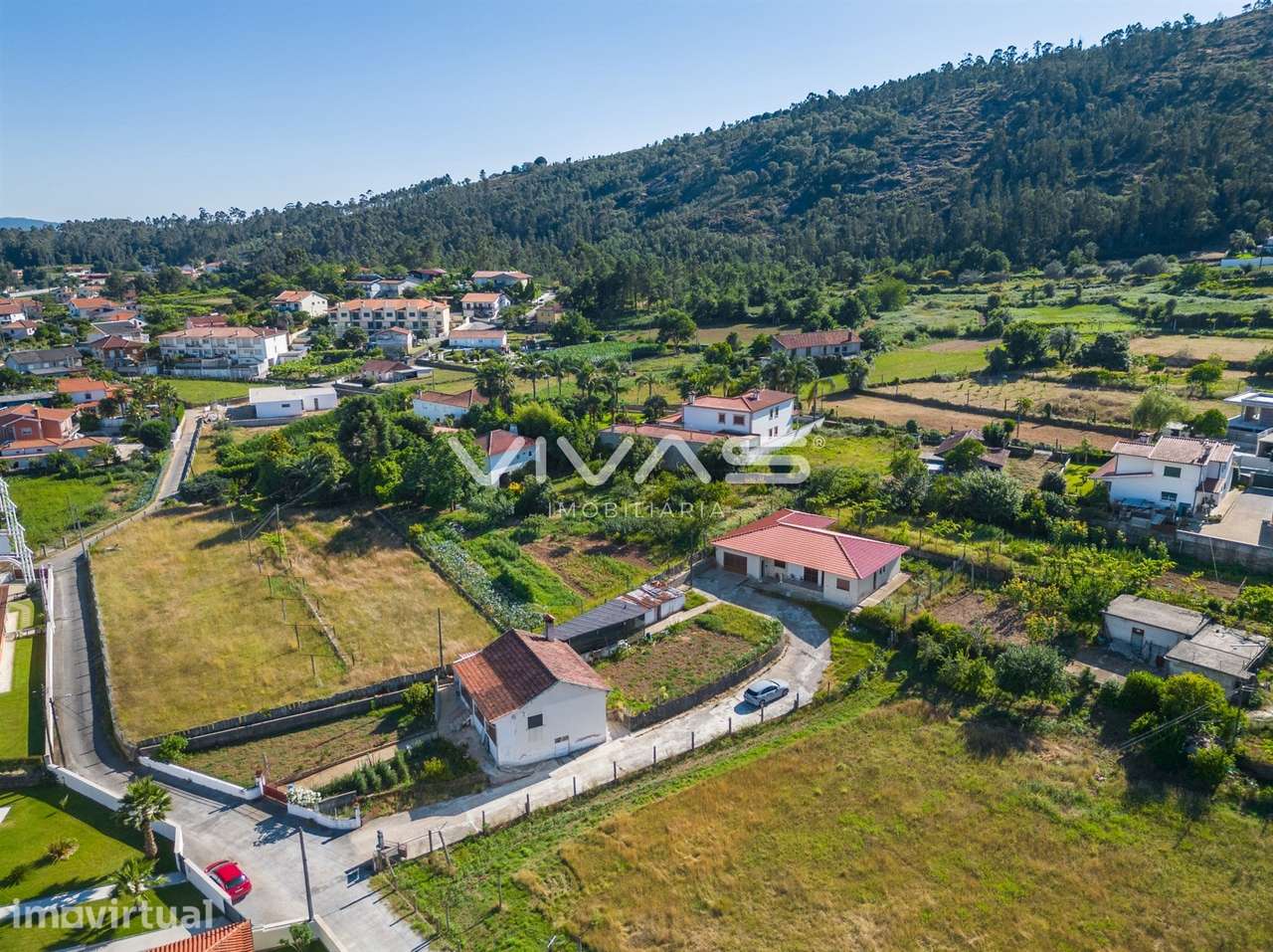 Moradia T3 Venda em Cervães,Vila Verde - Grande imagem: 2/27