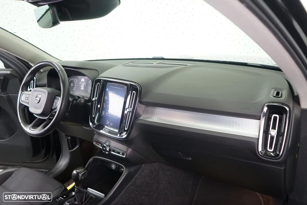 Volvo XC 40 2.0 D3 Momentum - 15