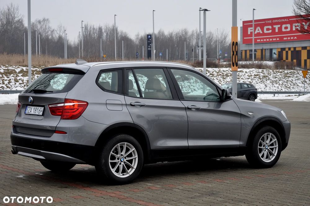 BMW X3 xDrive20d - 13