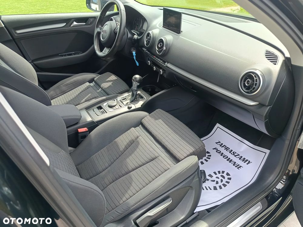 Audi A3 Sportback 2.0 TDI S tronic Attraction - 25