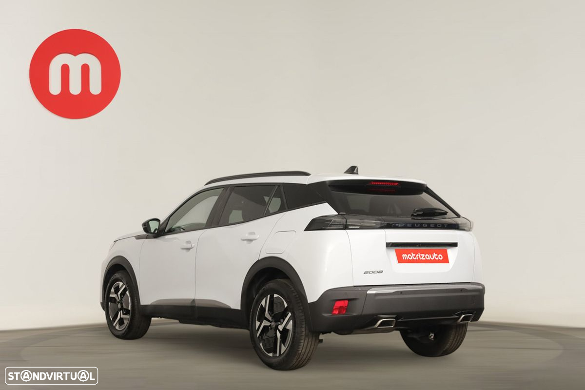 Peugeot 2008 1.2 PureTech Allure EAT8 - 3