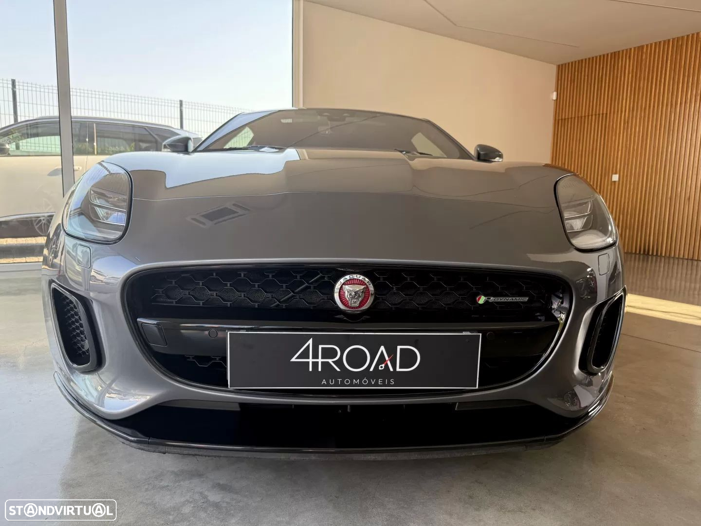 Jaguar F-Type 2.0 i4 R-Dynamic Black - 9