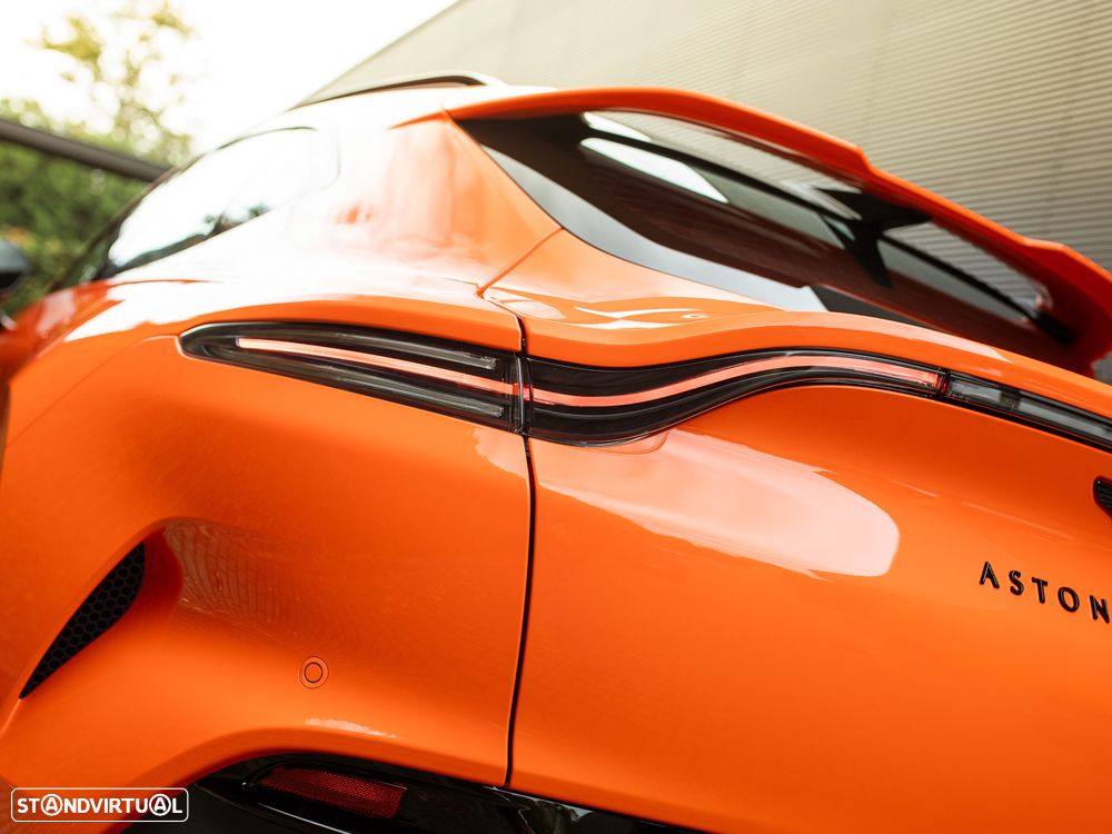 Aston Martin DBX 707 - 18