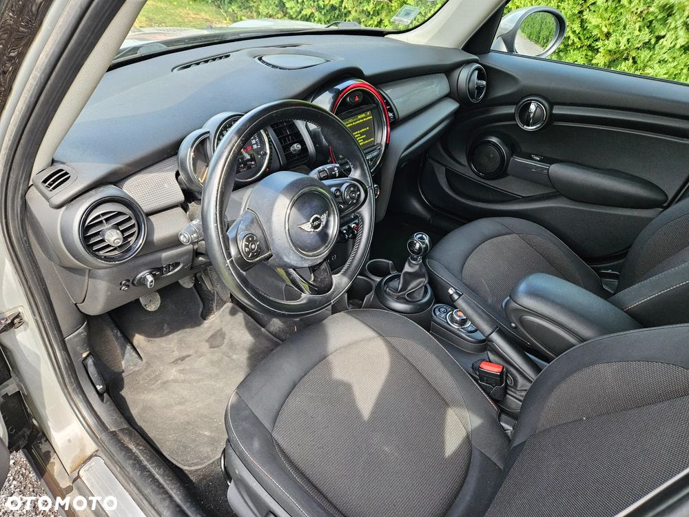 MINI Cooper Classic Trim - 8