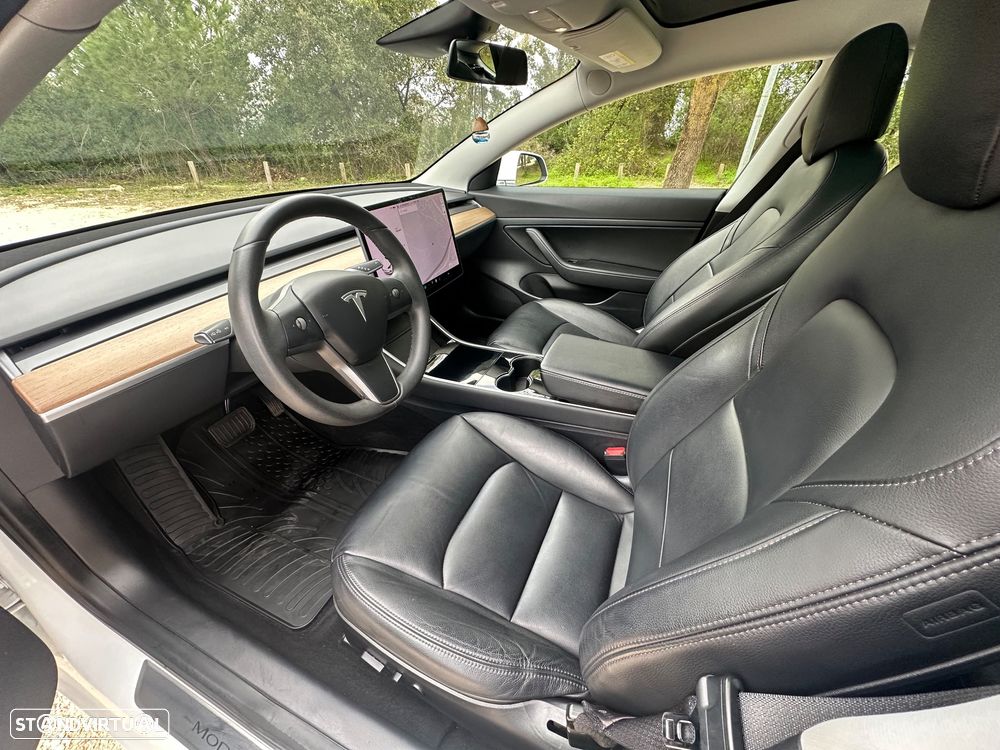 Tesla Model 3 Standard Range Plus RWD - 4