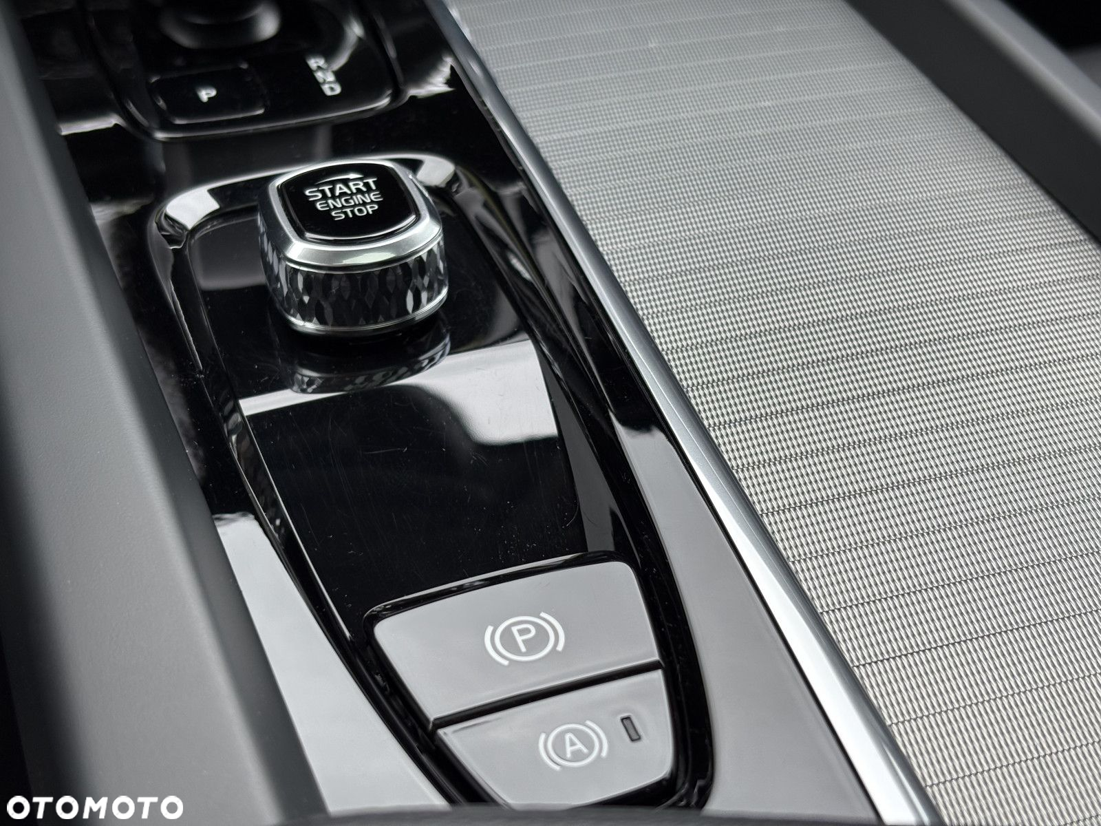 Volvo XC 60 - 21